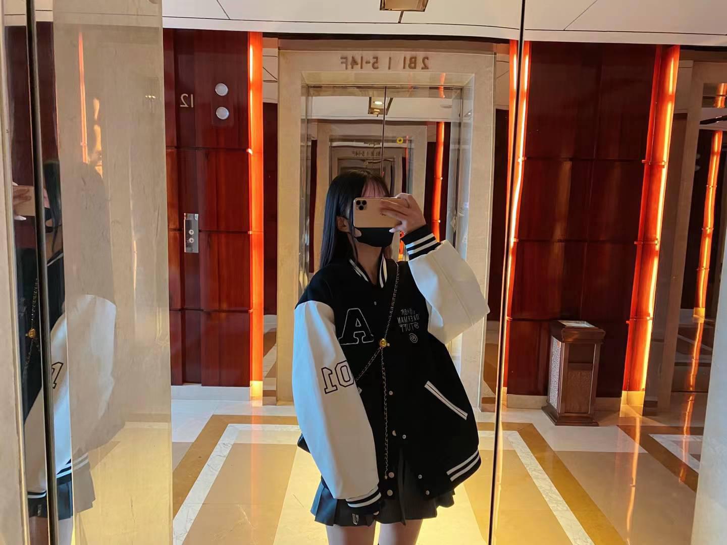 开林肯的兼职小美女